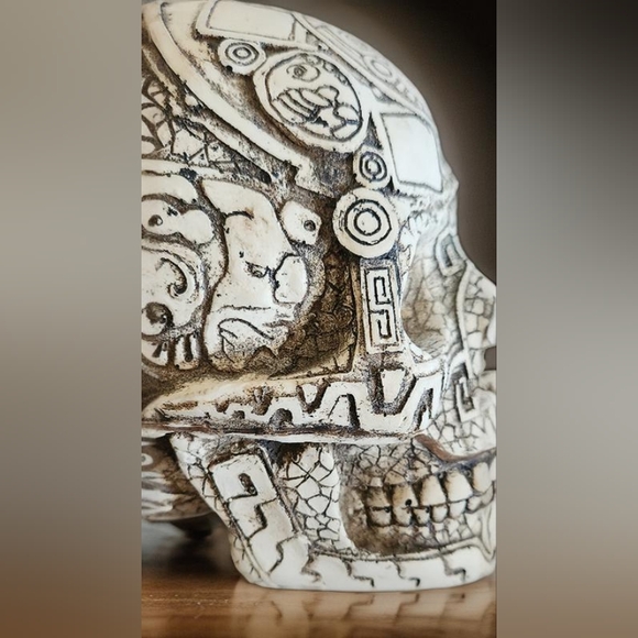 Mesoamerican Maya Aztec God's Skull Figurine 8" Long - Picture 11 of 13